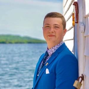 Meet your Posher, Colby